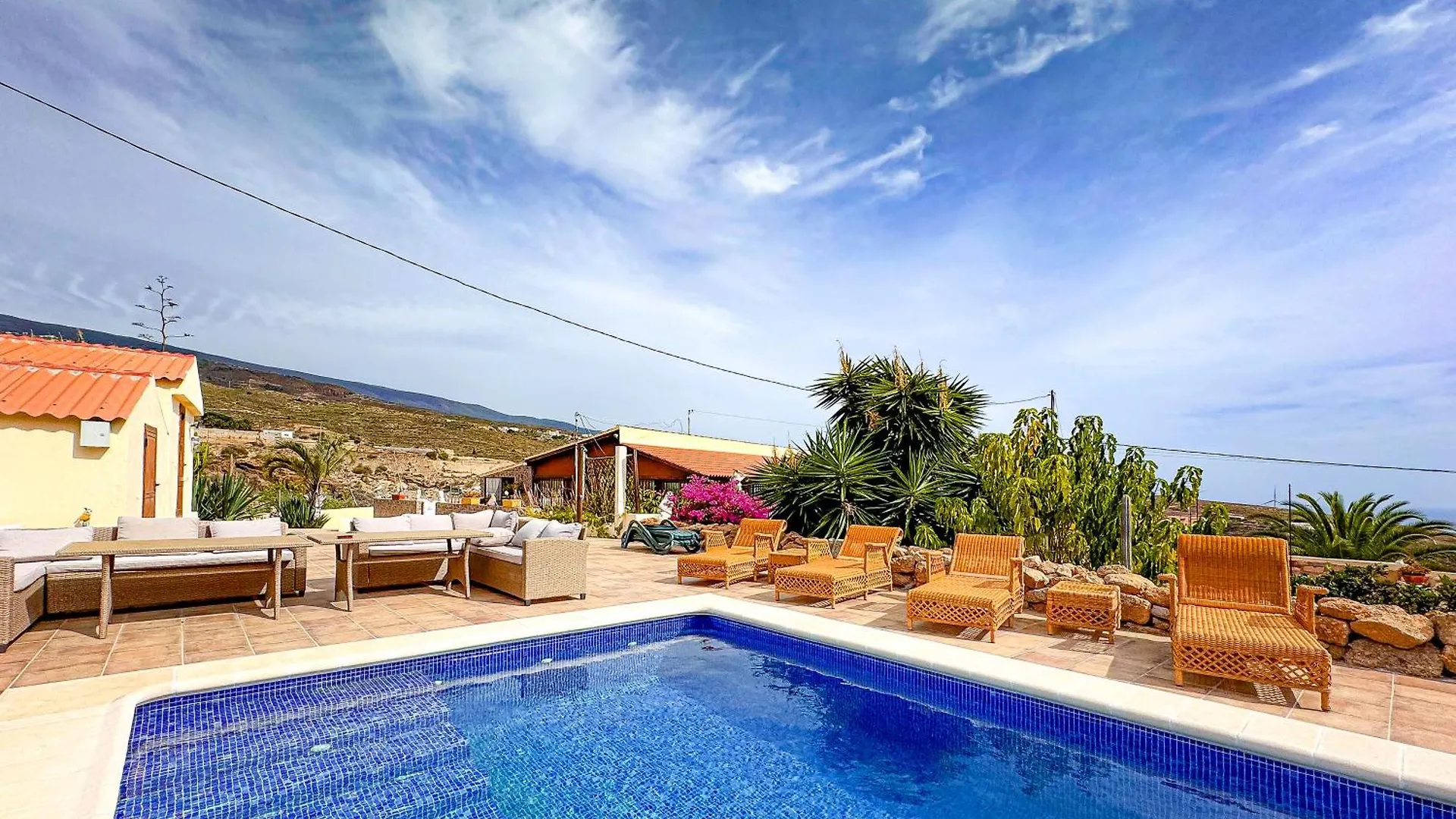 Alpehytte Exquisite Rural House With Garden, Pool And Sea Views Villa Arico Viejo Spanien