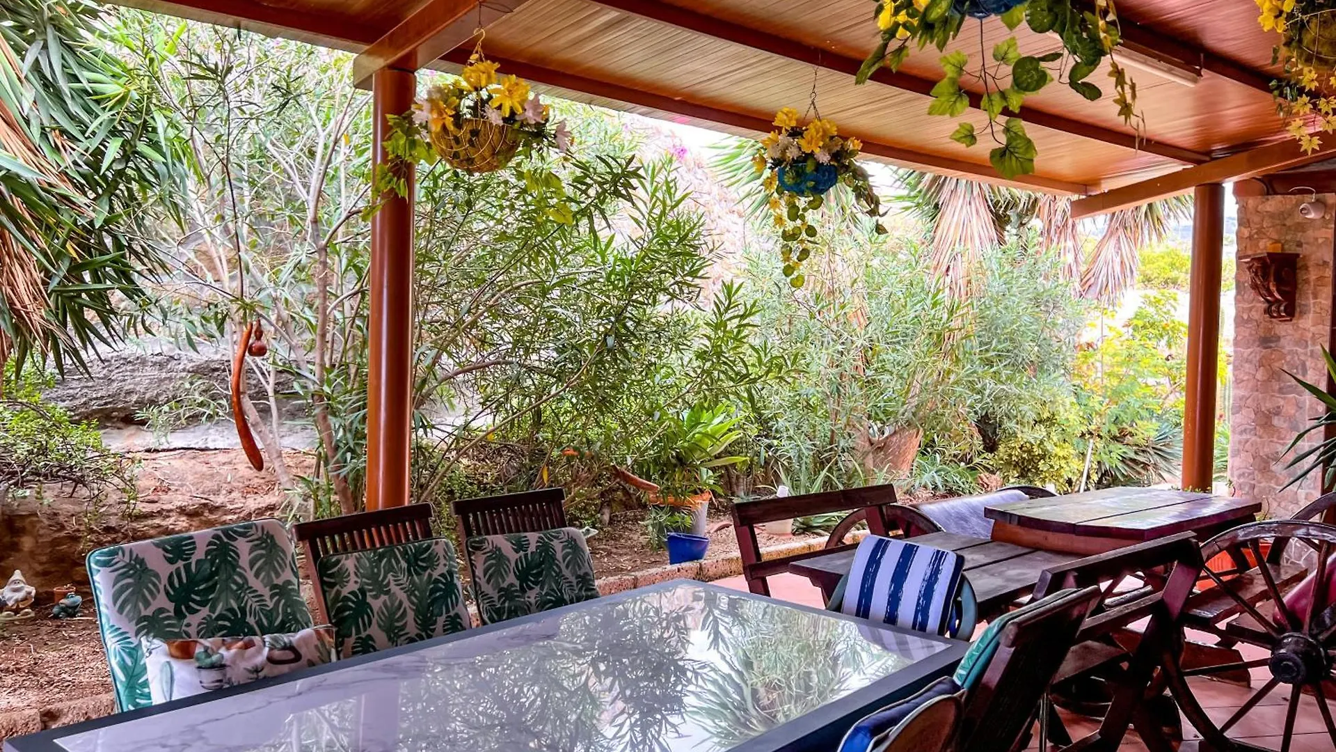 シャレー Arico Viejo Exquisite Rural House With Garden, Pool And Sea Viewsヴィラ